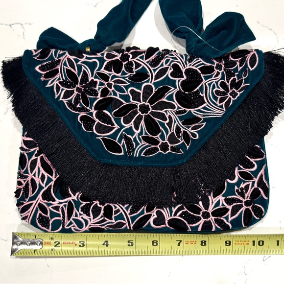 Anthropologie Medium Black, Pink and Green Floral Velvet Beaded Handbag NWT - Picture 11 of 12